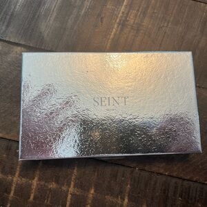 SEINT Silver Metallic Makeup Palette Box